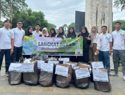 Gen Hijau dan ASAR Humanity Bagi Ratusan Paket Produk ‘Mama Suka’ di Stabat